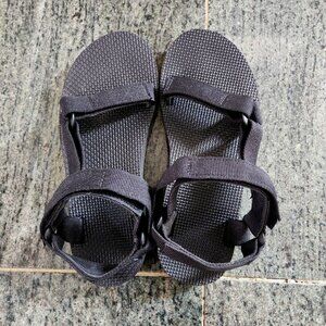 TEVA Women Original Universal Sandals – Size 6